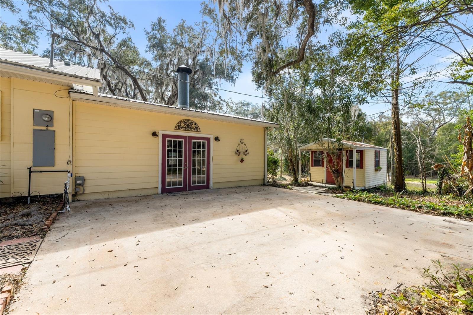 NOT IN A SUBDIVISION - Residential