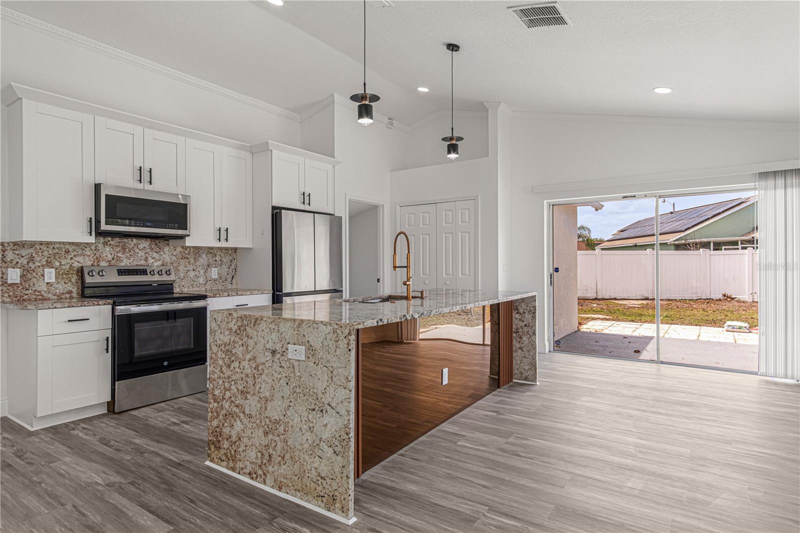 MARISOL - Residential