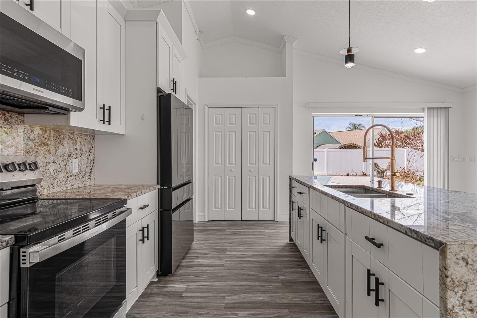 MARISOL - Residential