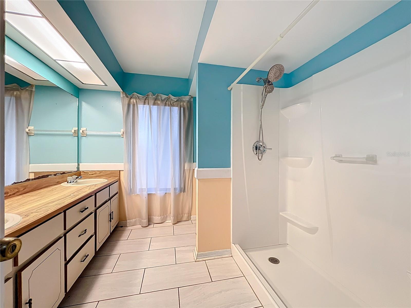 MANDARIN SEC 5 - Residential