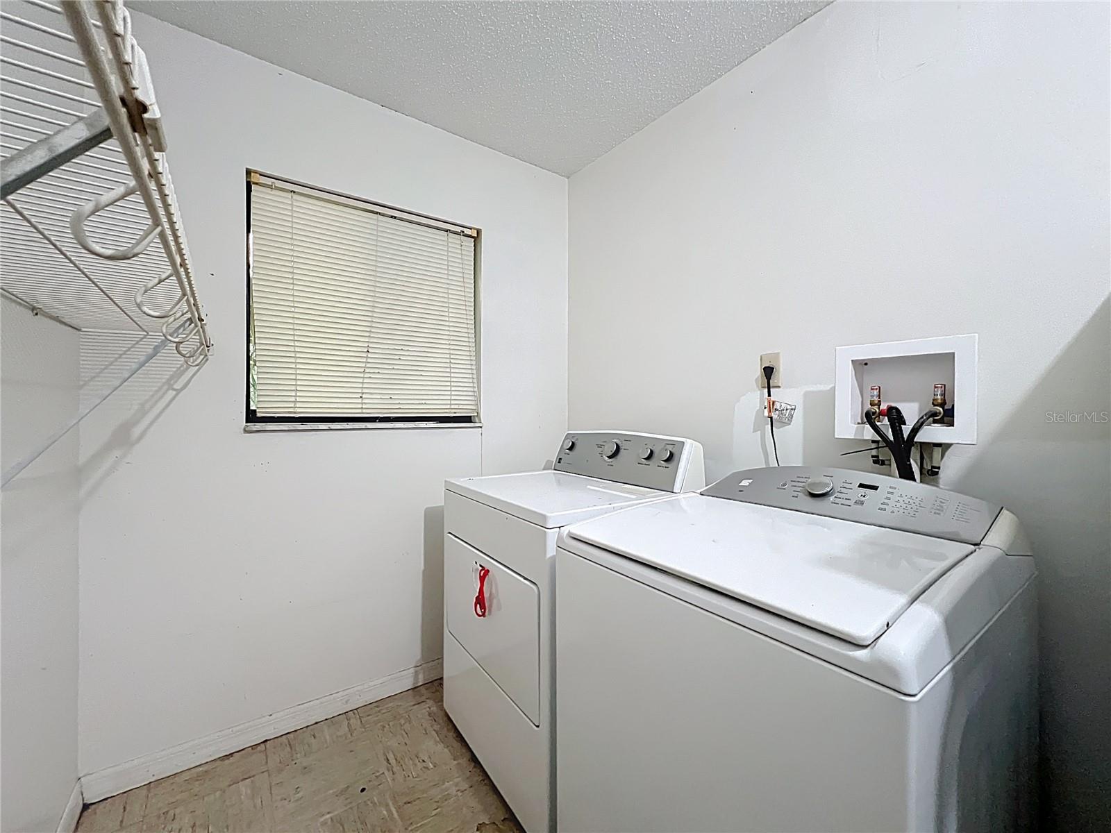 MANDARIN SEC 5 - Residential