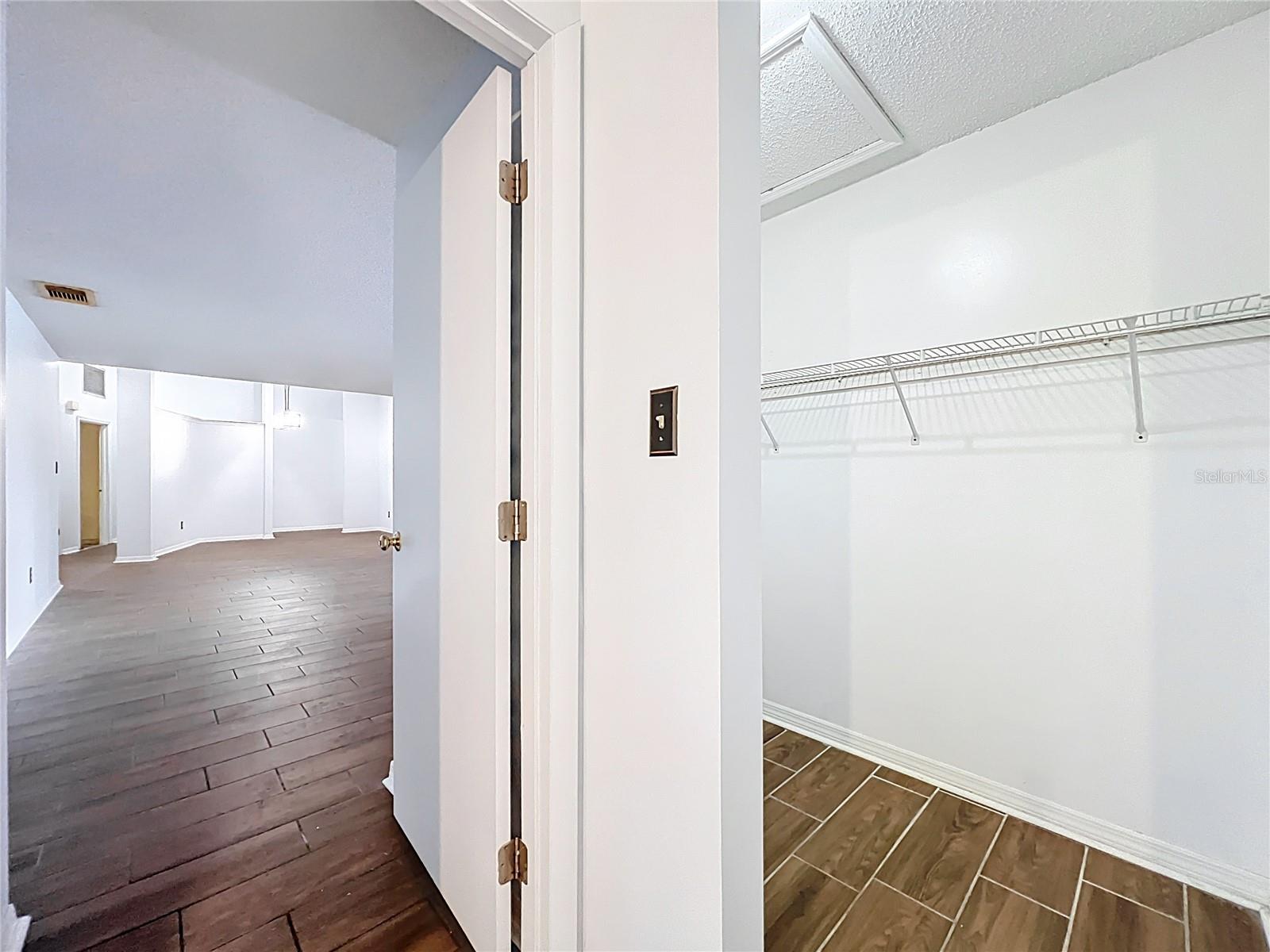 MANDARIN SEC 5 - Residential