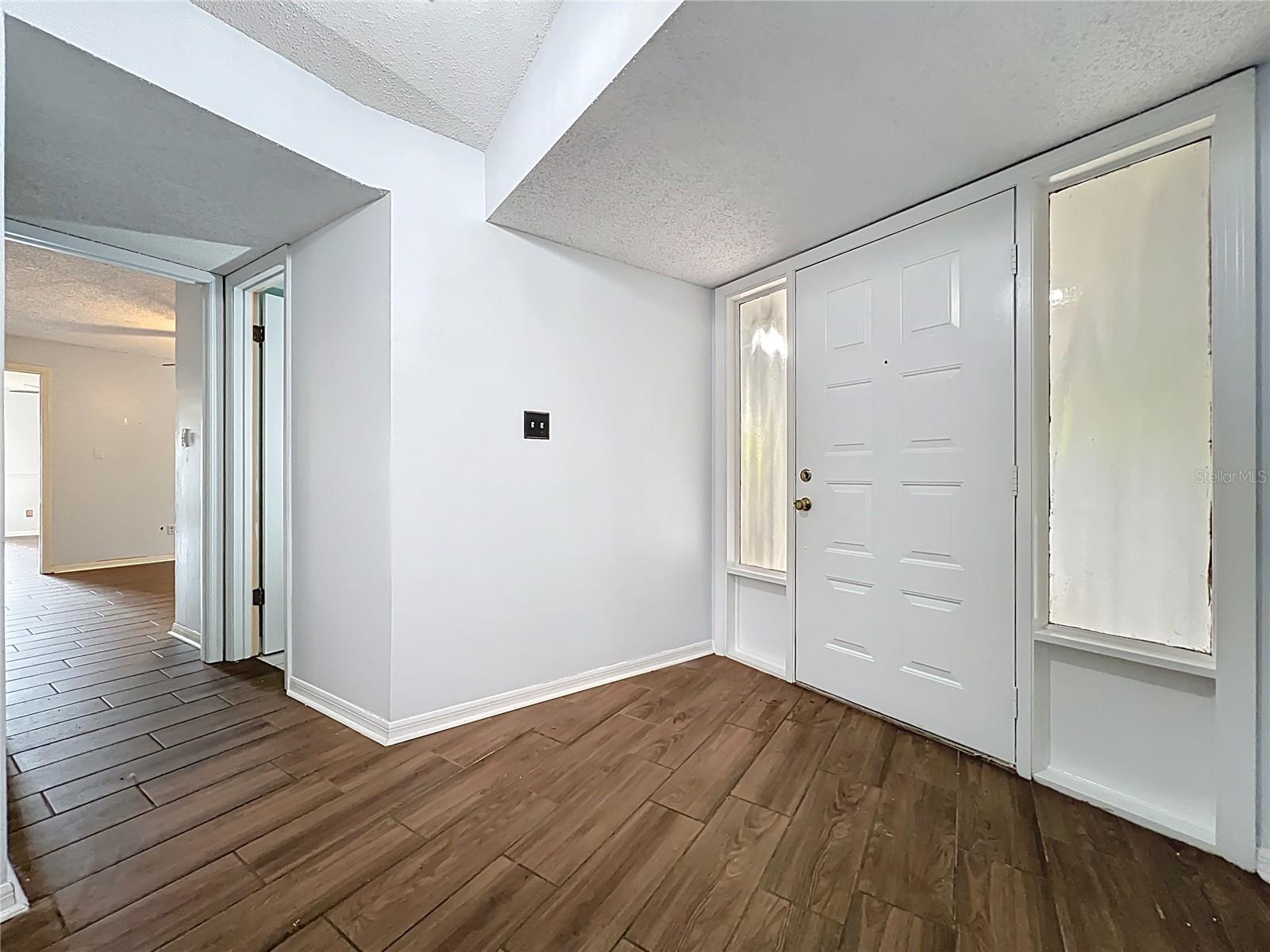 MANDARIN SEC 5 - Residential