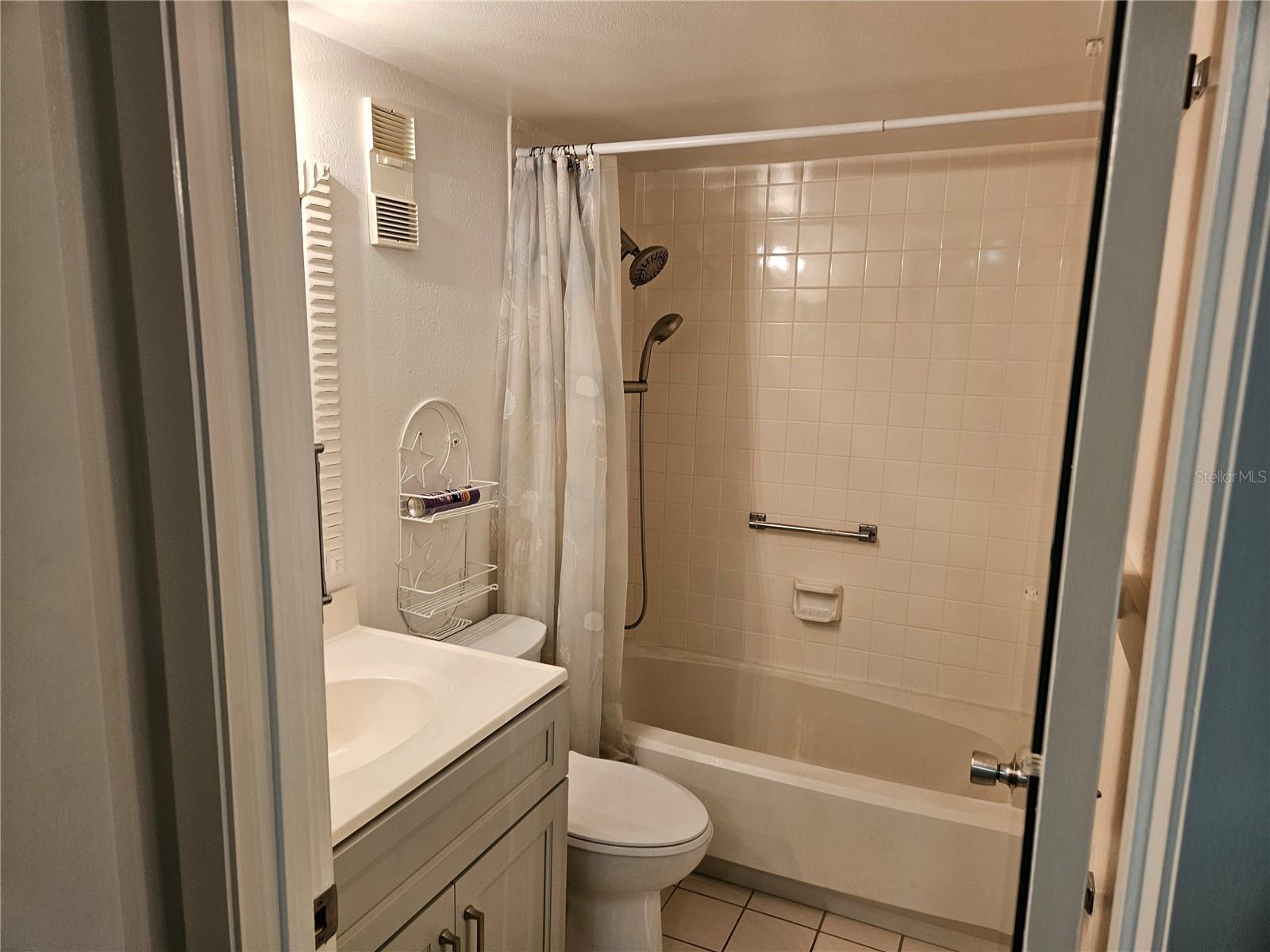 EDGEWATER CONDO APTS - Residential