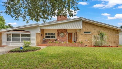 Photo of 1332 Jaffa Street, Lakeland, FL 33801 (MLS # L4955631)