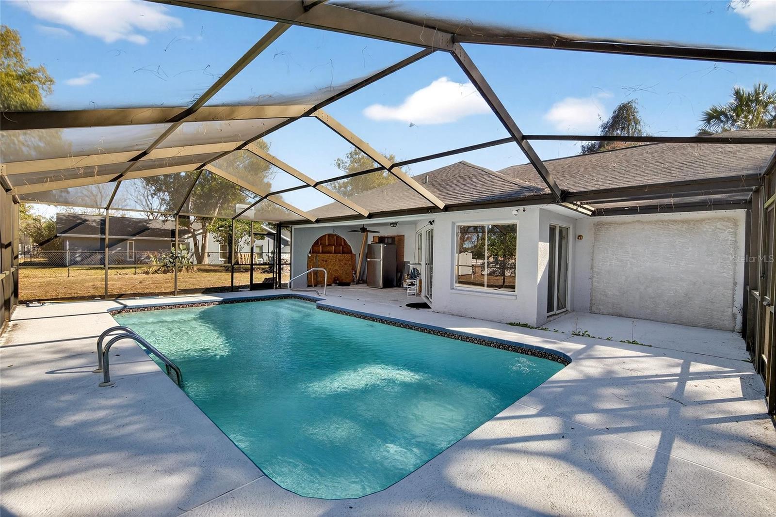 SPRINGWOOD ESTATE - Residential Lease