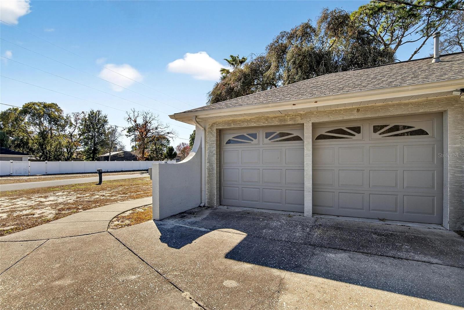 SPRINGWOOD ESTATE - Residential Lease