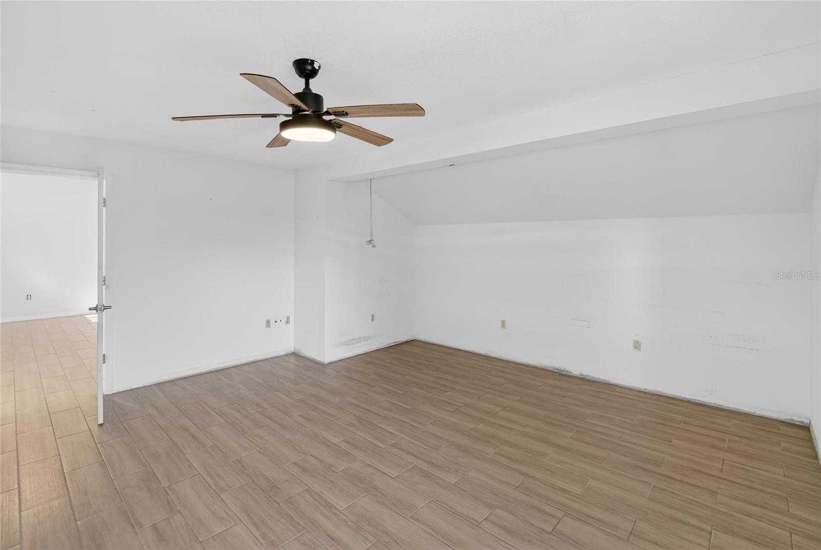 SPRINGWOOD ESTATE - Residential Lease