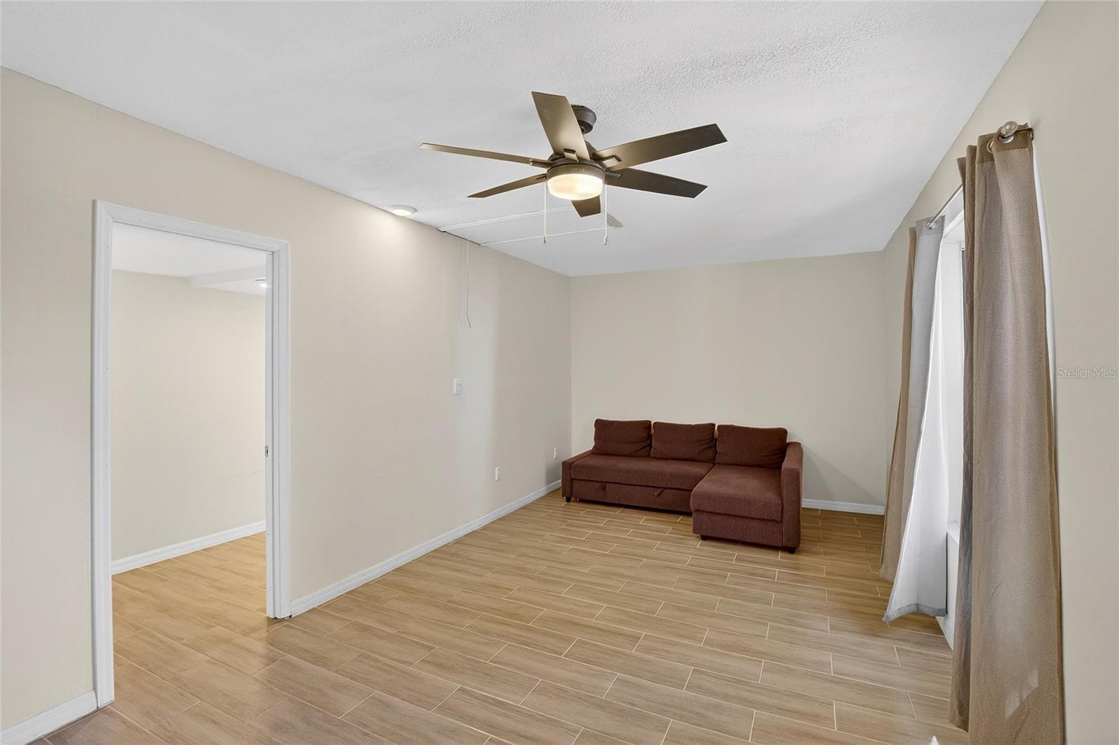 SPRINGWOOD ESTATE - Residential Lease