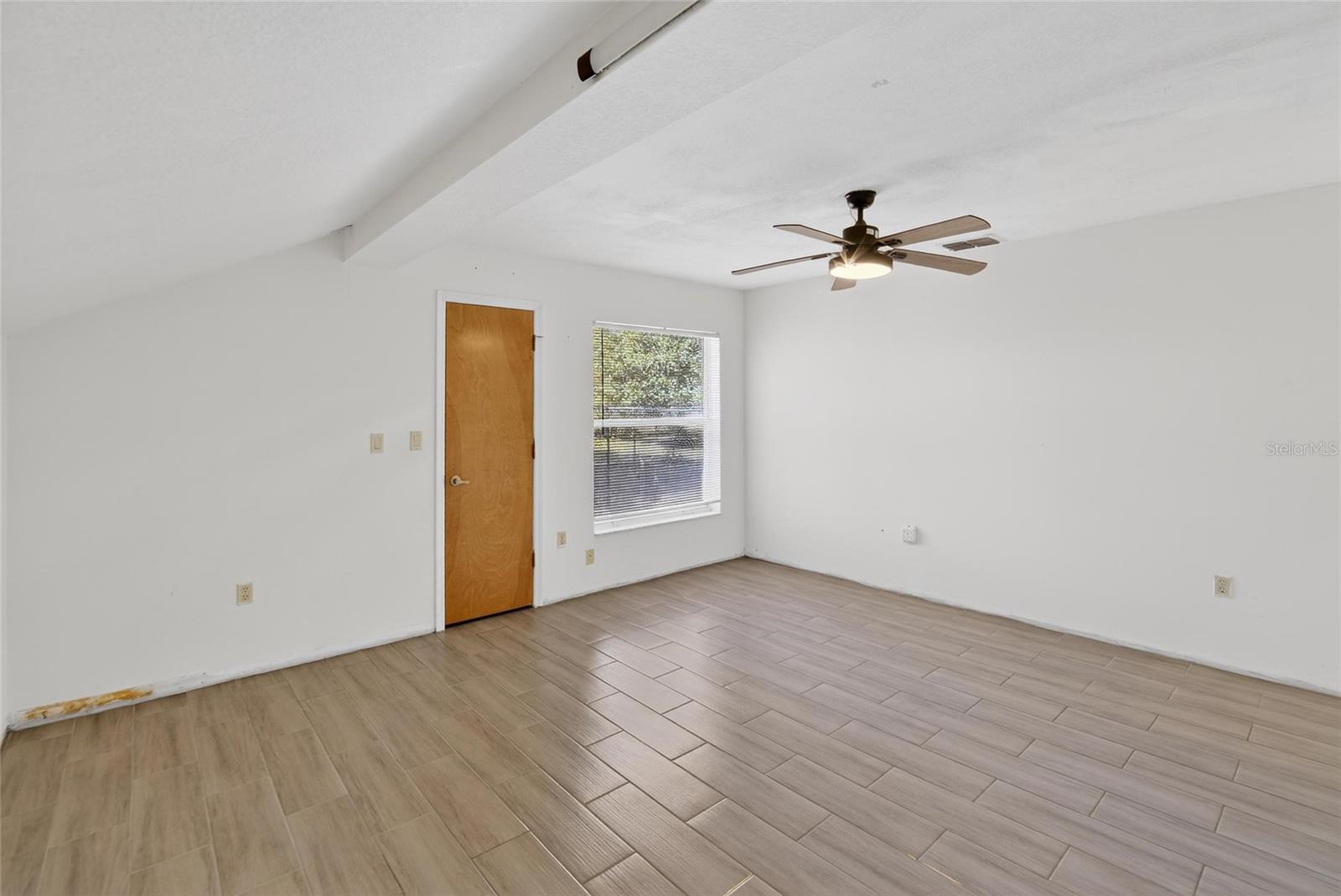 SPRINGWOOD ESTATE - Residential Lease