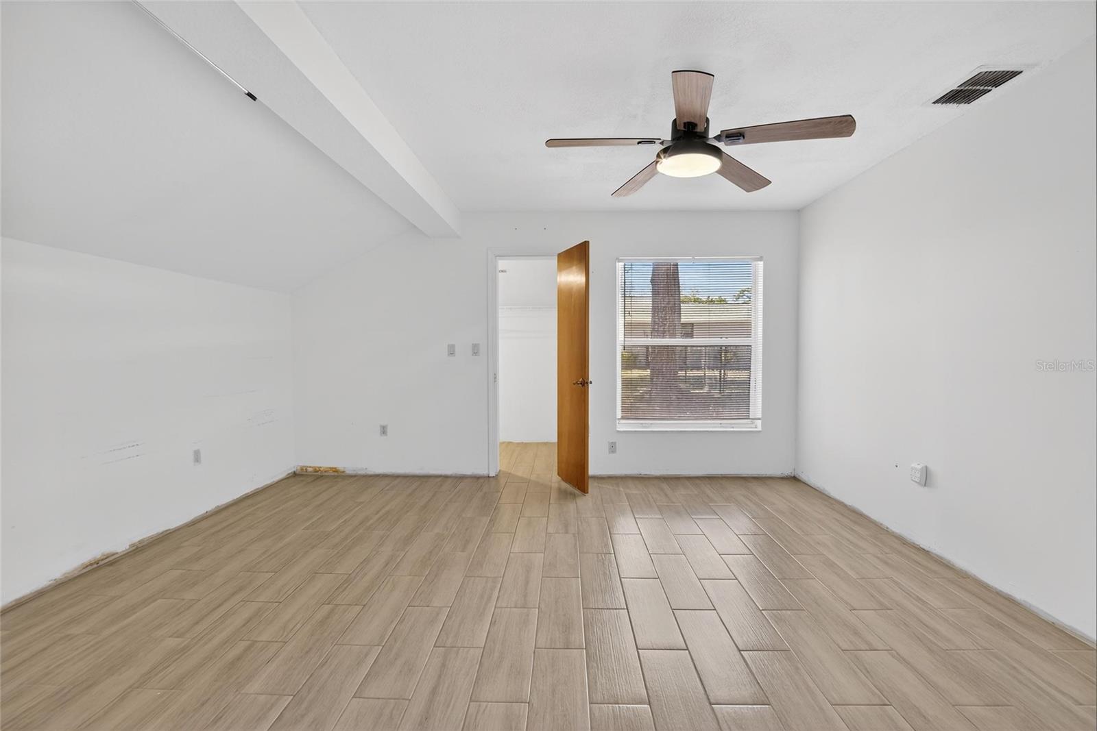 SPRINGWOOD ESTATE - Residential Lease