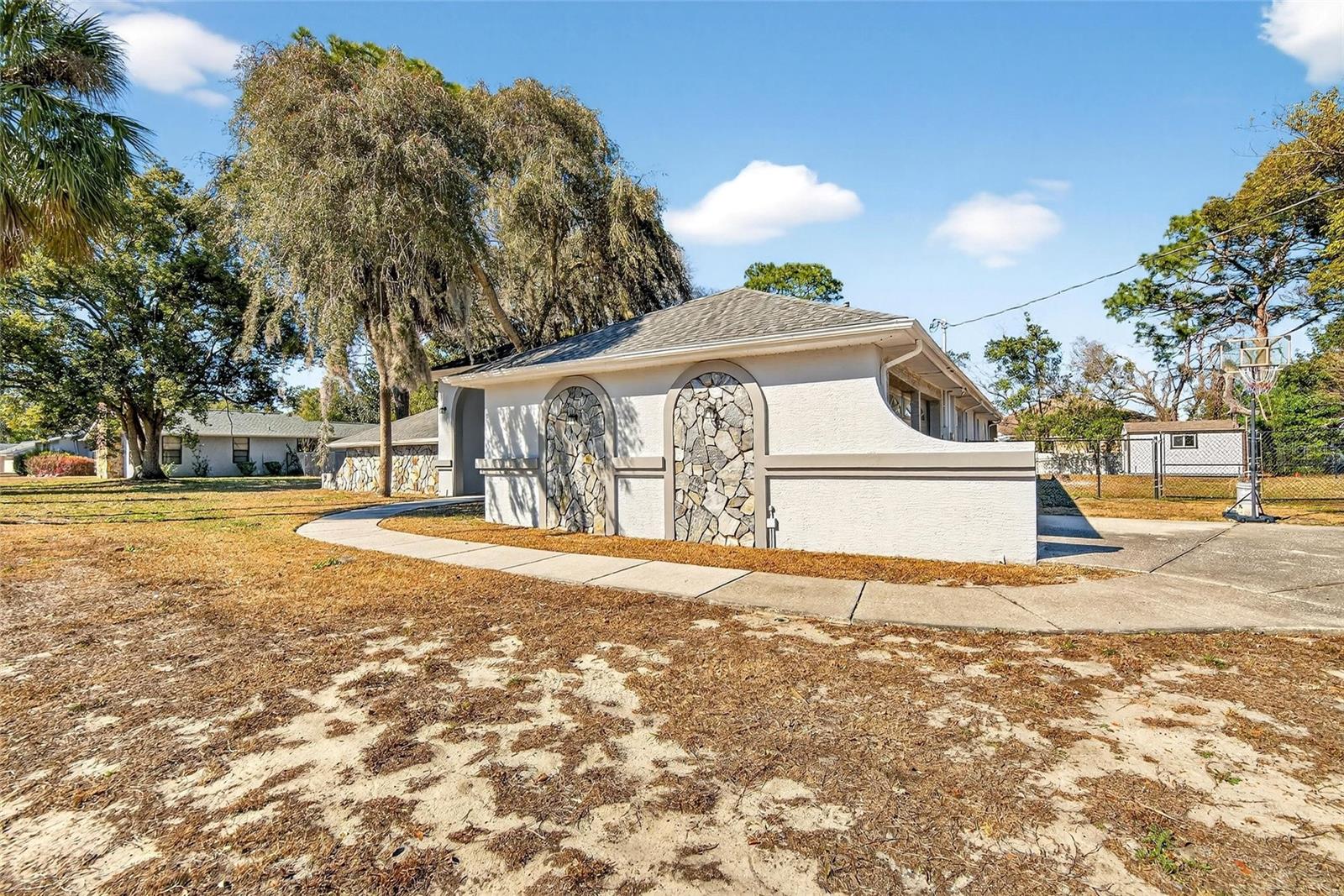 SPRINGWOOD ESTATE - Residential Lease