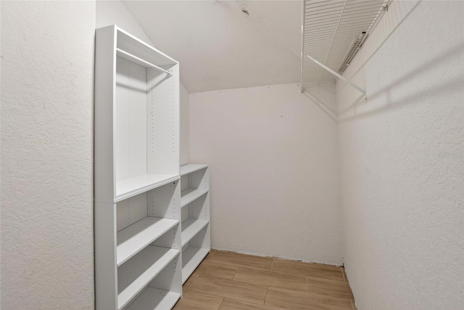 SPRINGWOOD ESTATE - Residential Lease