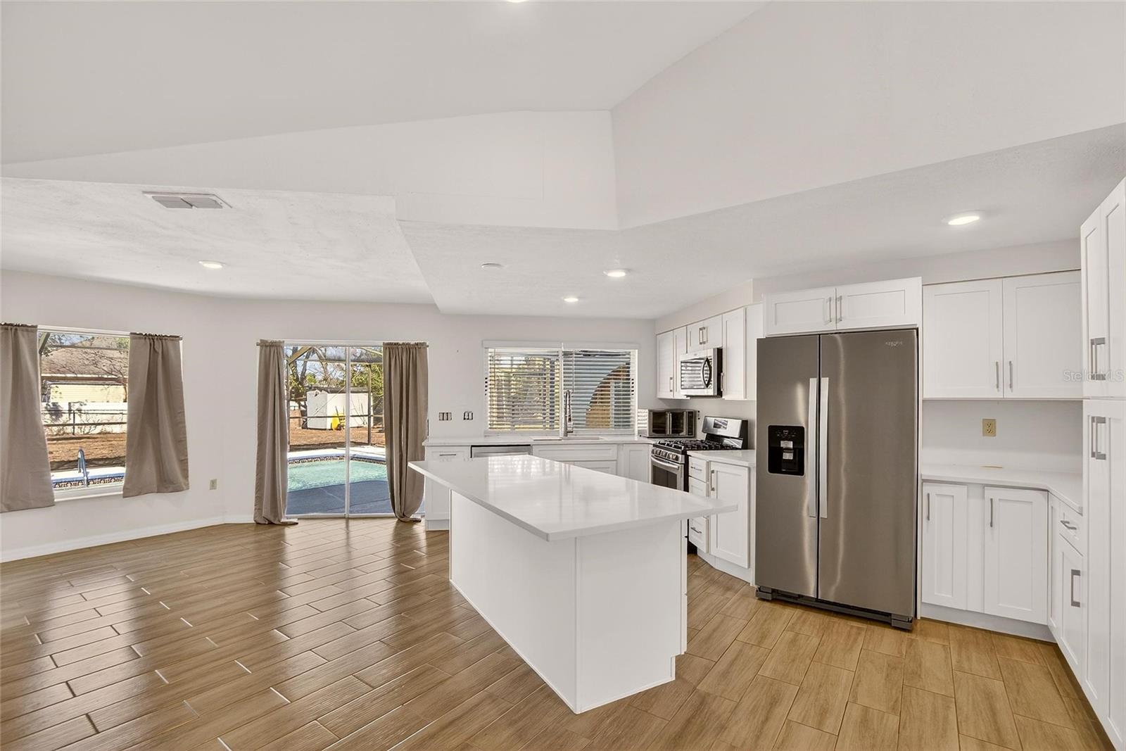 SPRINGWOOD ESTATE - Residential Lease