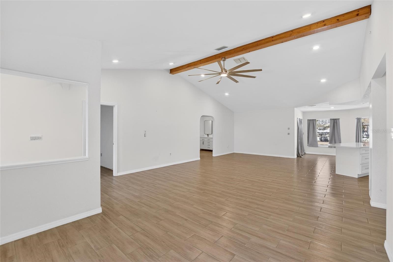 SPRINGWOOD ESTATE - Residential Lease