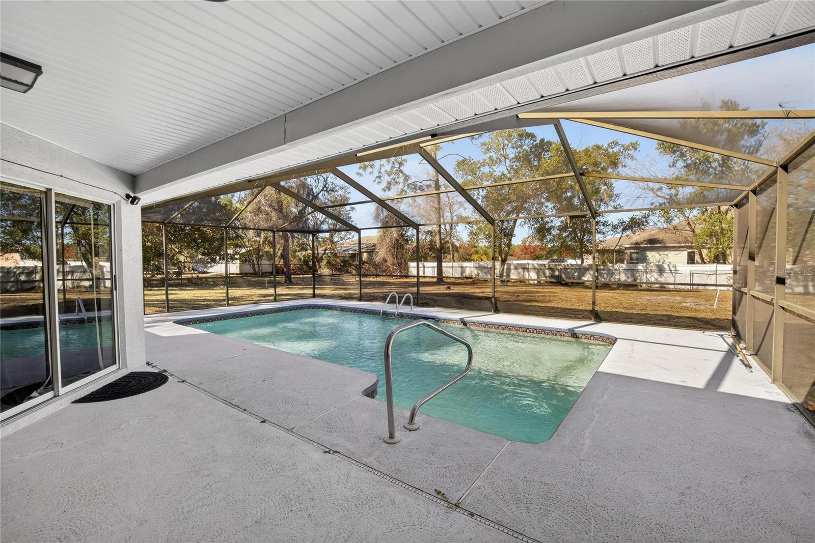 SPRINGWOOD ESTATE - Residential Lease