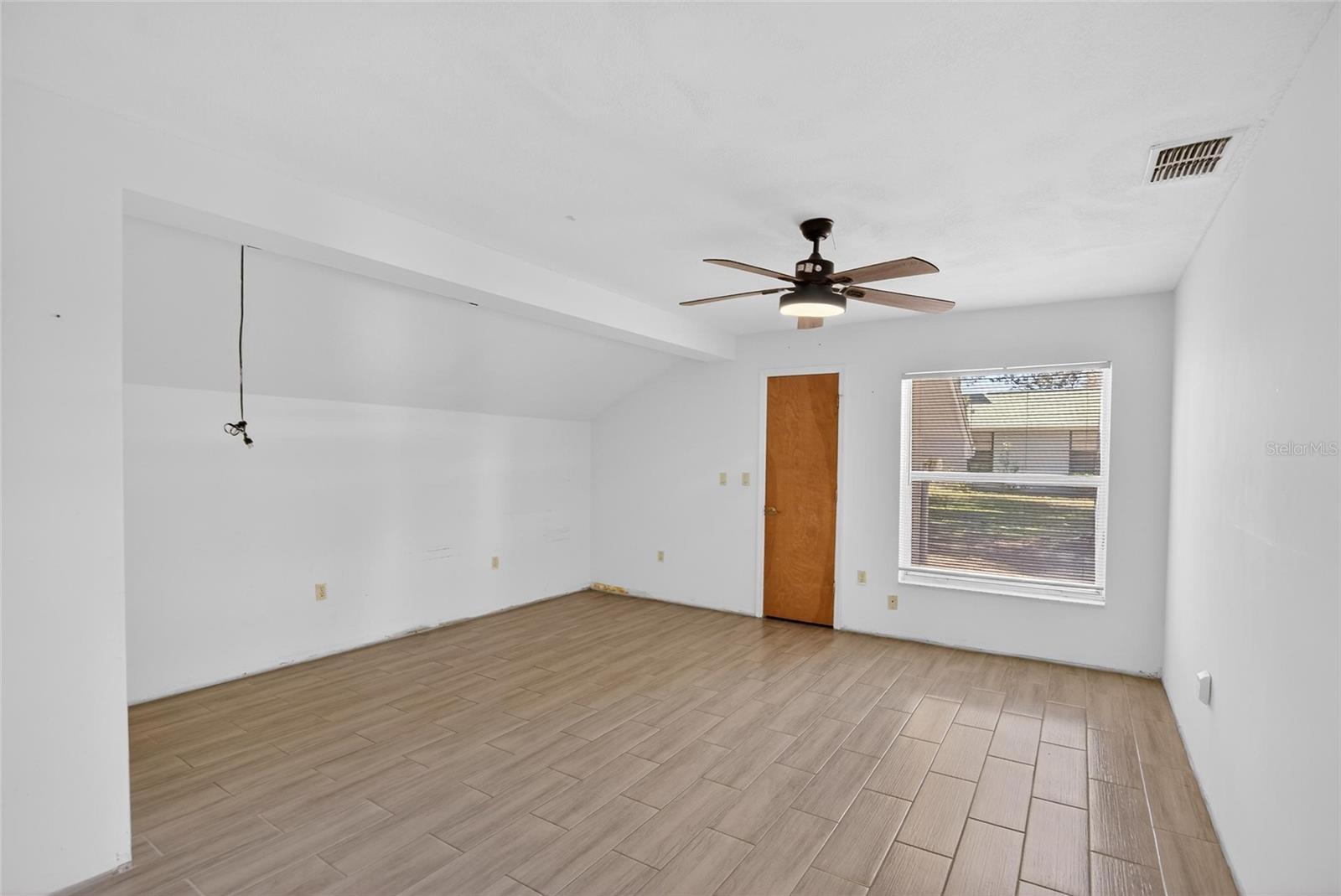 SPRINGWOOD ESTATE - Residential Lease