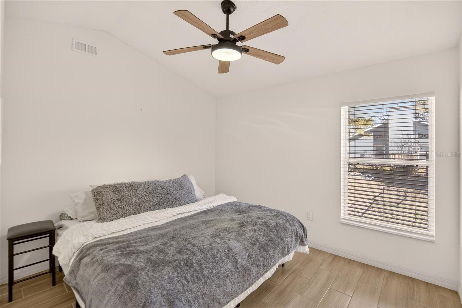 SPRINGWOOD ESTATE - Residential Lease