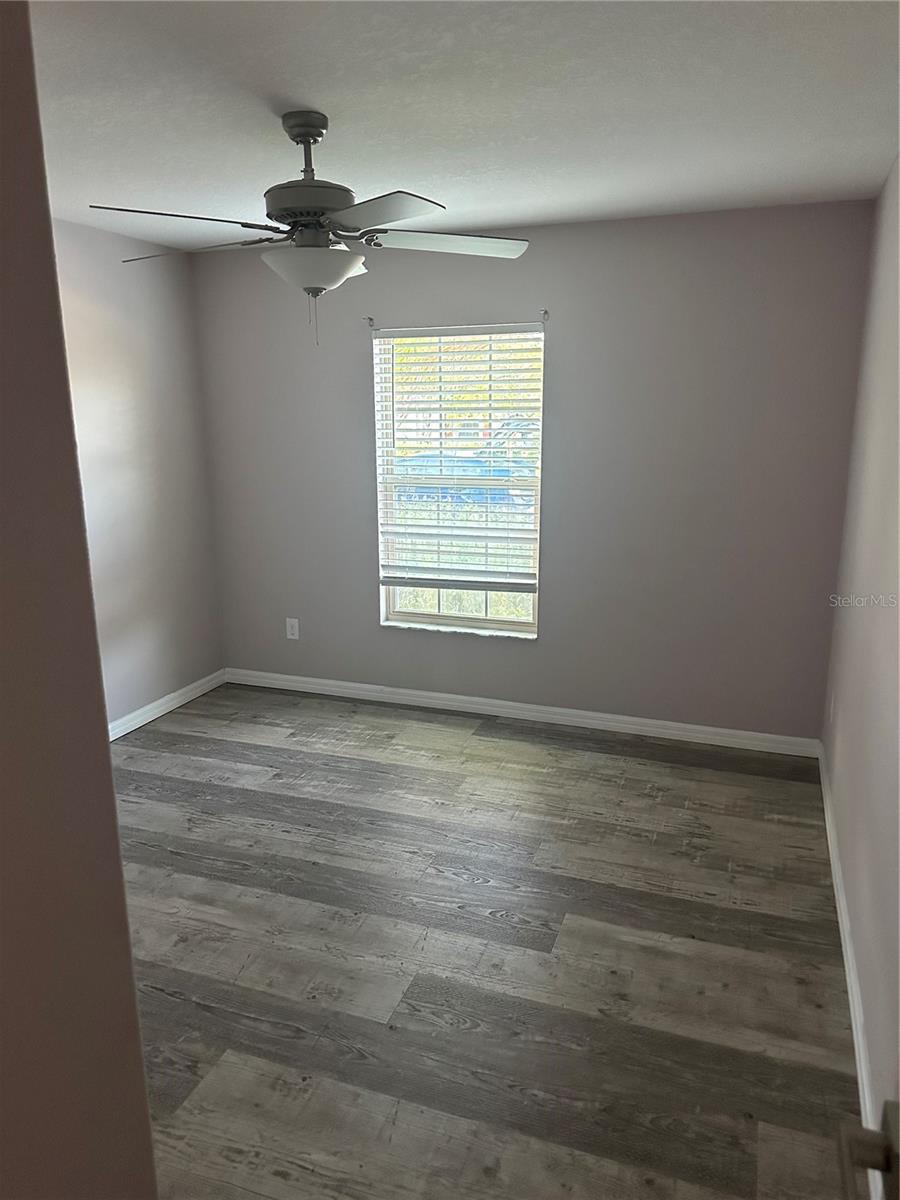 LAKESIDE PH 1B & 2B - Residential Lease