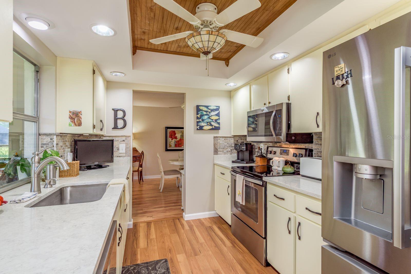 3184 BRUNSWICK CIRCLE