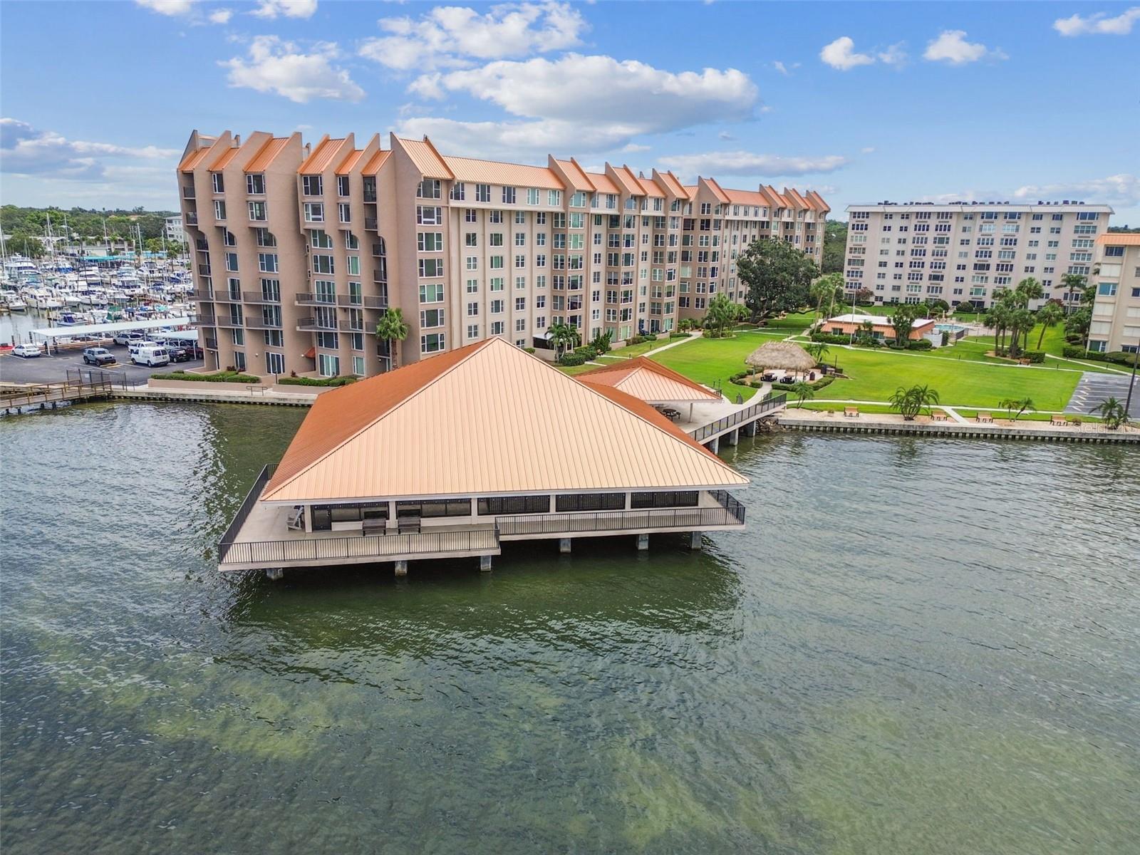 634 EDGEWATER DRIVE 744