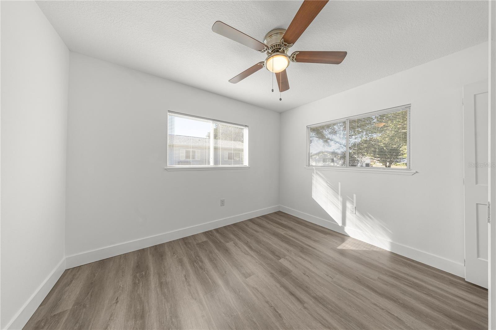 PALM CAY UN 02 & REPLAT/TRACTS - Residential