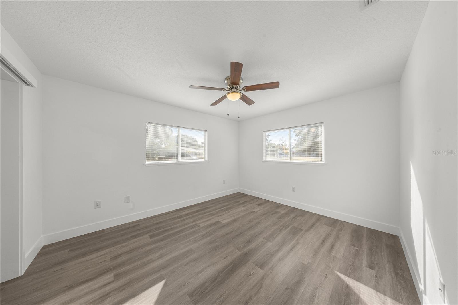 PALM CAY UN 02 & REPLAT/TRACTS - Residential