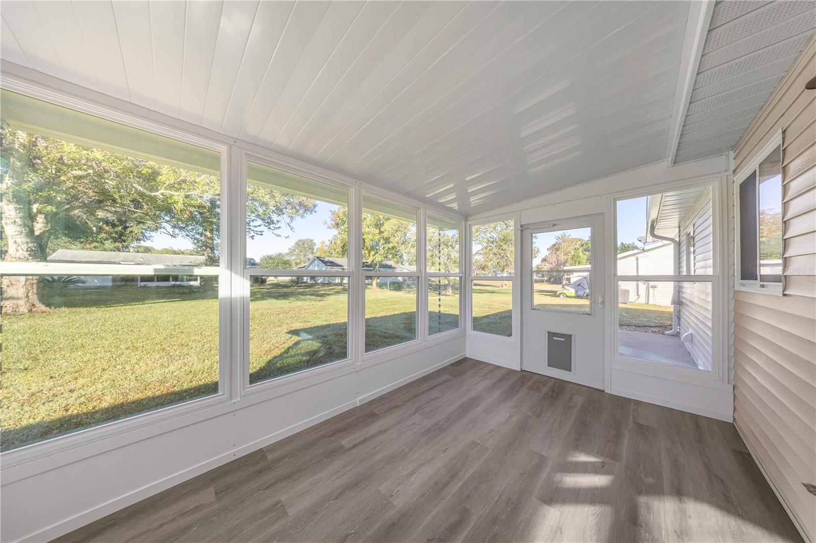 PALM CAY UN 02 & REPLAT/TRACTS - Residential