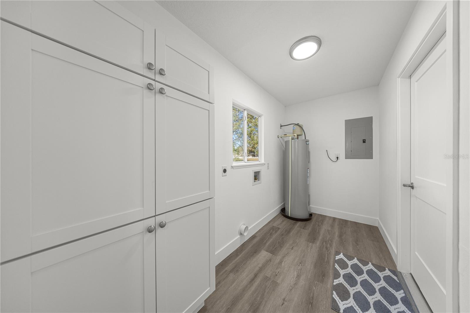 PALM CAY UN 02 & REPLAT/TRACTS - Residential