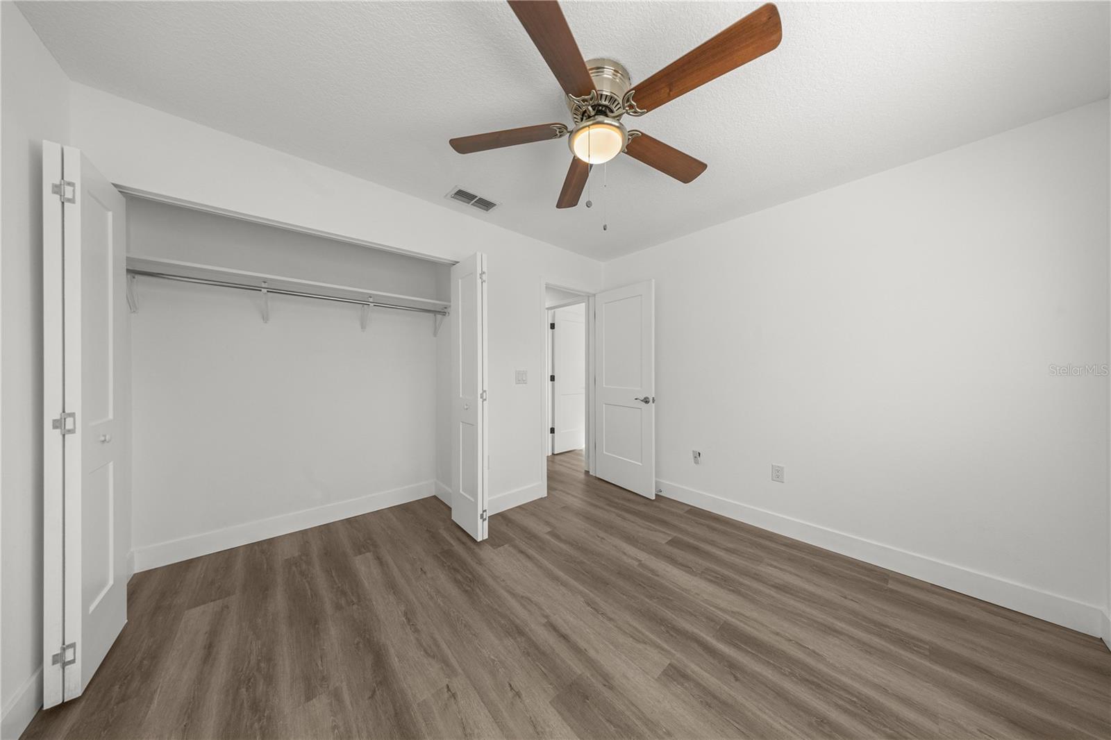 PALM CAY UN 02 & REPLAT/TRACTS - Residential