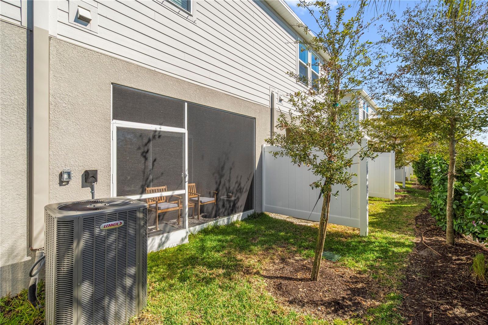 SKYE RANCH NBRHD 2 TWNHMS NORT - Residential