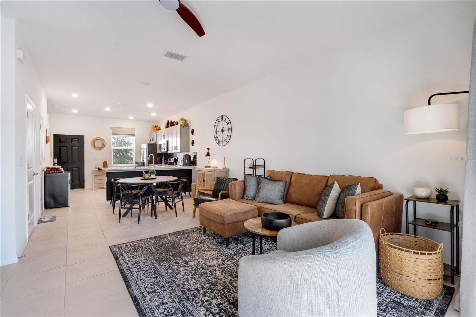 SKYE RANCH NBRHD 2 TWNHMS NORT - Residential