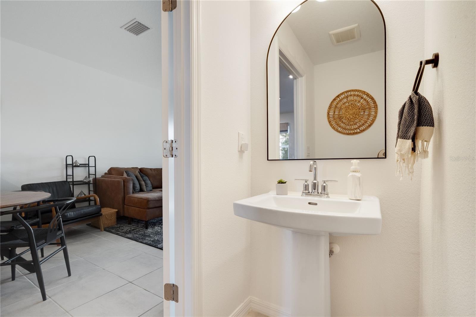 SKYE RANCH NBRHD 2 TWNHMS NORT - Residential