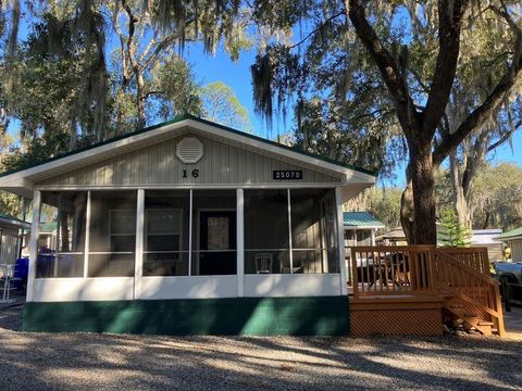 Photo of 25079 NE 140th Loop, Salt Springs, FL 32134 (MLS # GC538761)