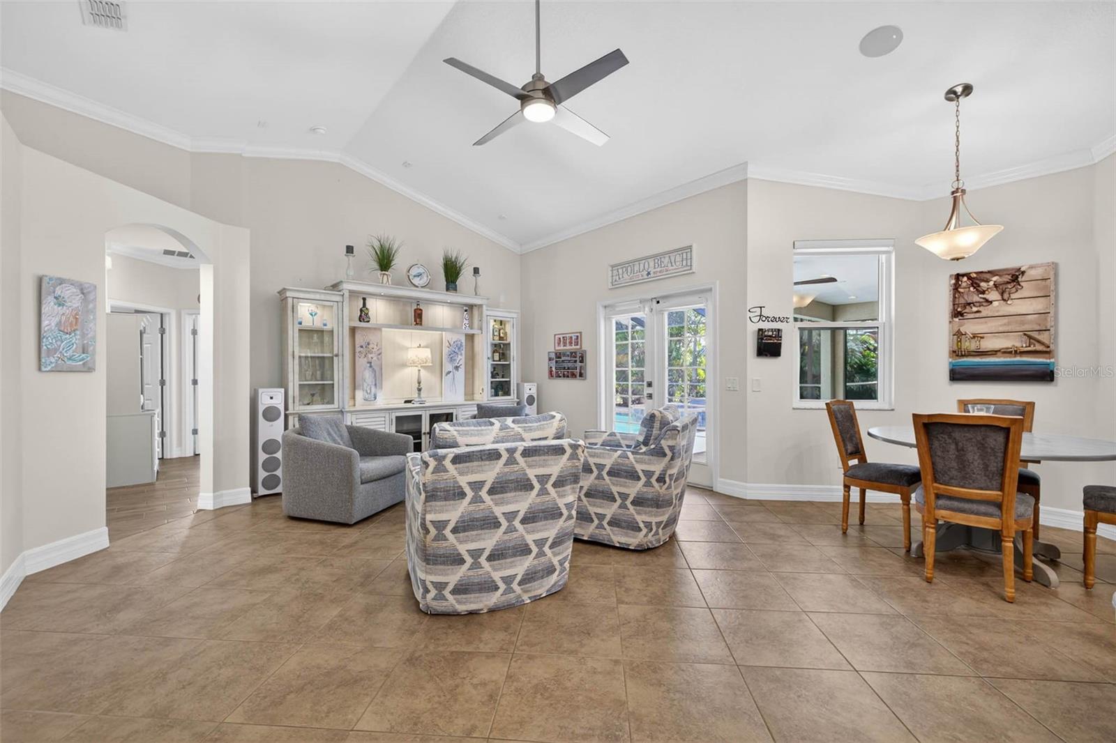 HARBOUR ISLES PH 1 - Residential