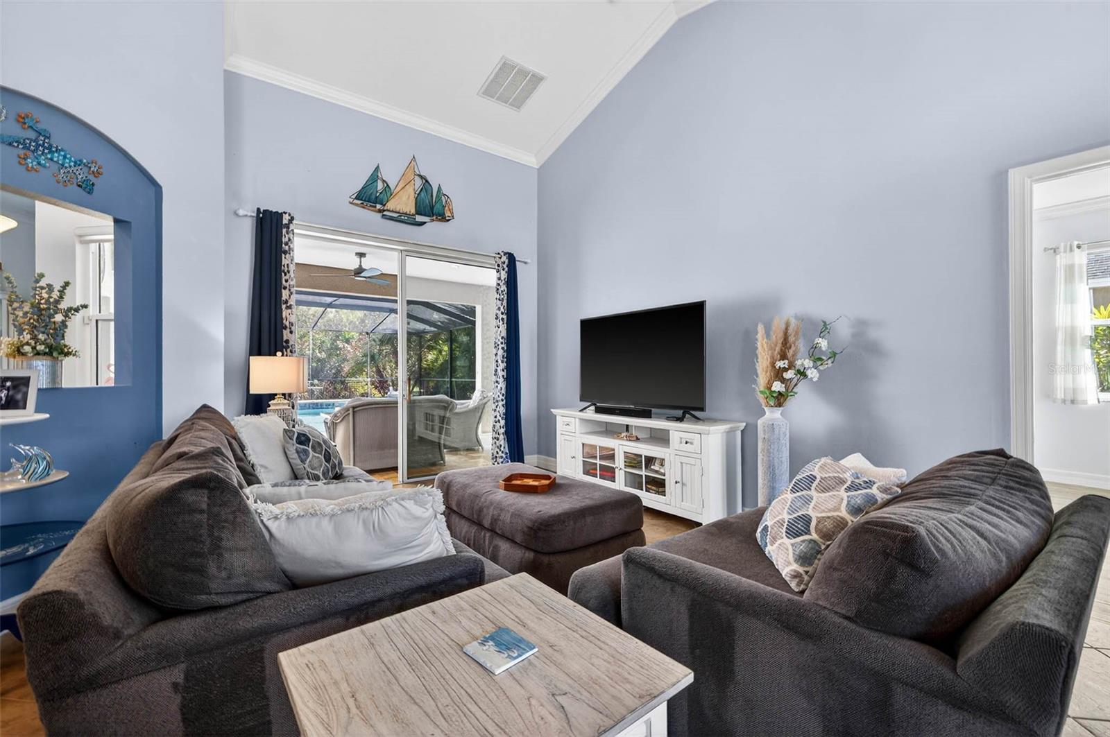 HARBOUR ISLES PH 1 - Residential