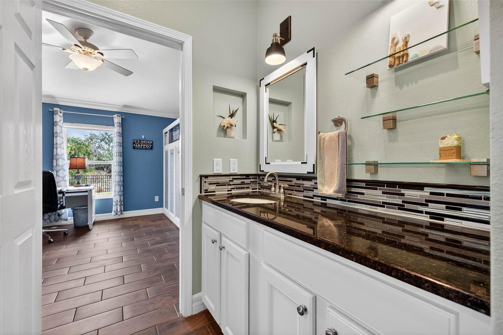 HARBOUR ISLES PH 1 - Residential