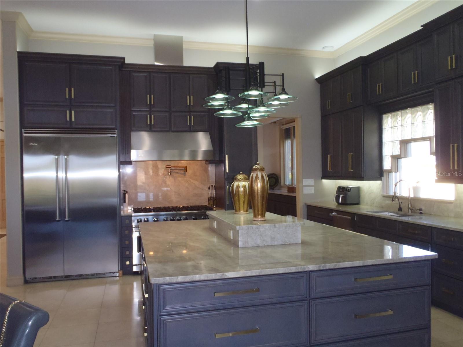 GRANADA ESTATES - Residential