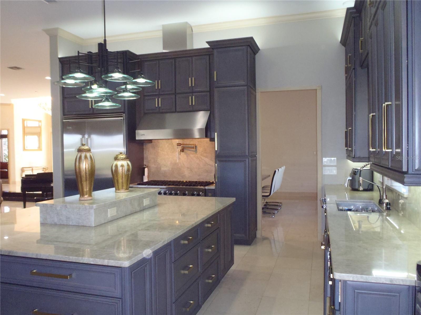 GRANADA ESTATES - Residential