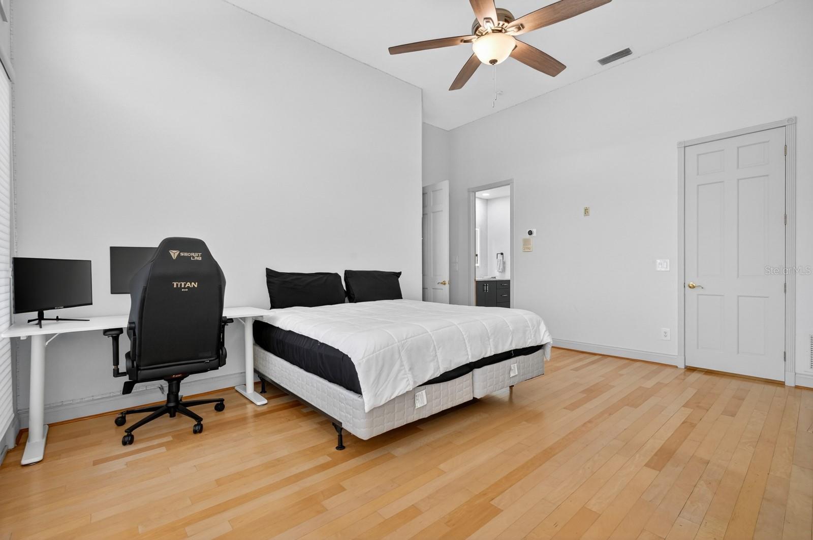 GRANADA ESTATES - Residential