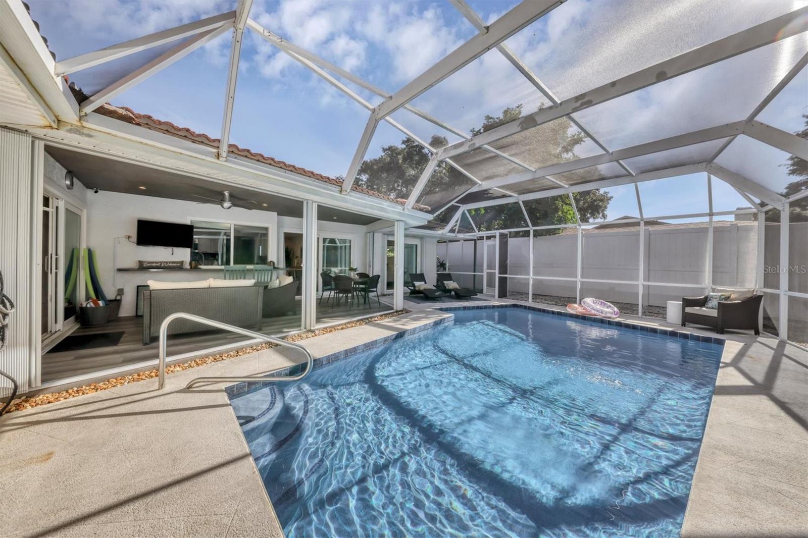 SIESTAS BAYSIDE WATERSIDE SOUTH - Residential Lease