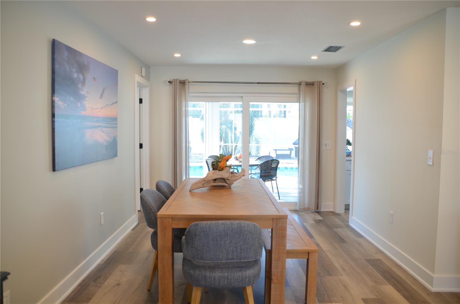 SIESTAS BAYSIDE WATERSIDE SOUTH - Residential Lease