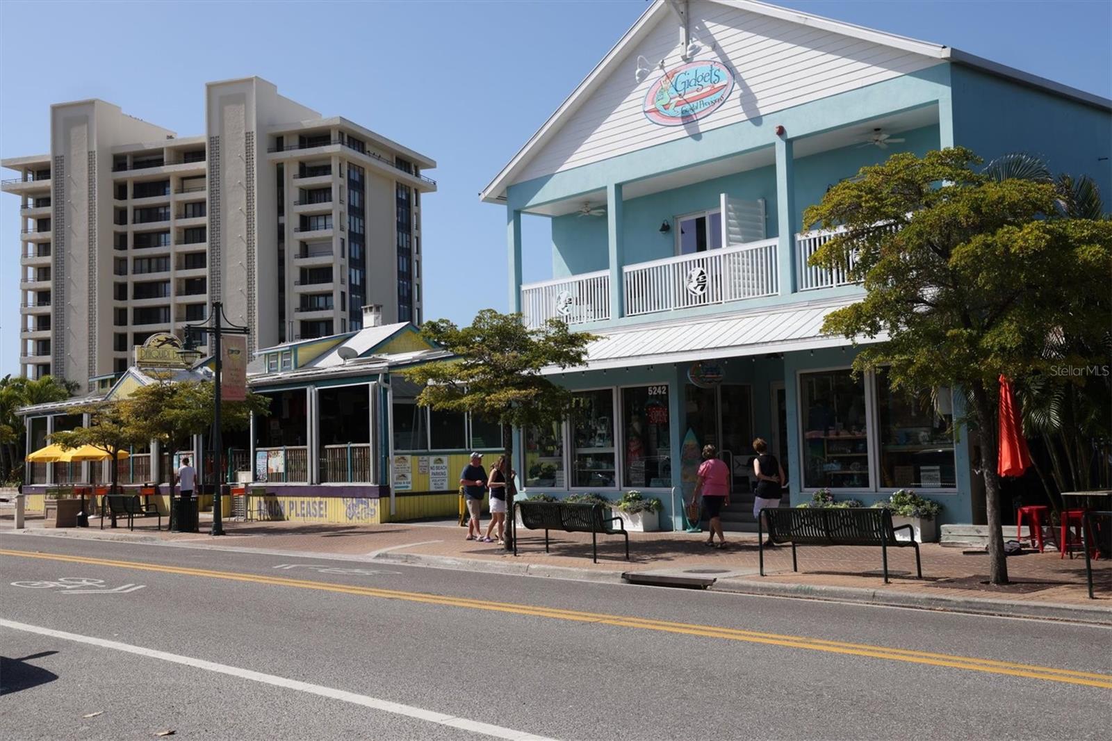 SIESTAS BAYSIDE WATERSIDE SOUTH - Residential Lease