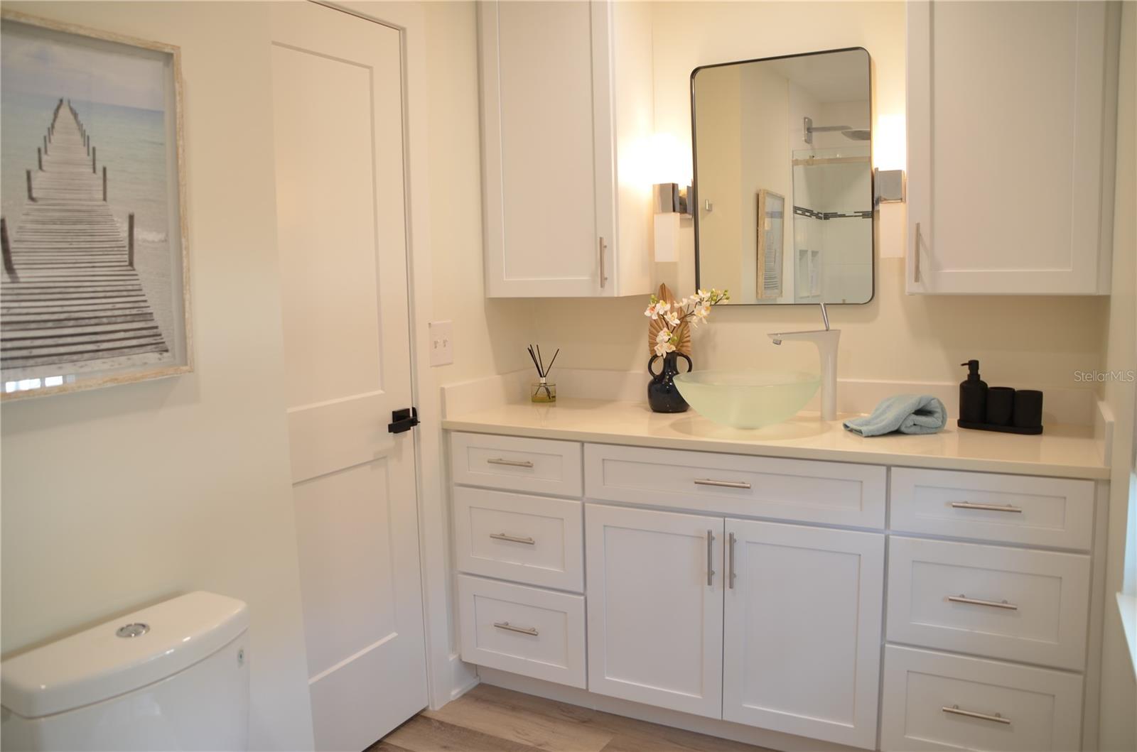 SIESTAS BAYSIDE WATERSIDE SOUTH - Residential Lease