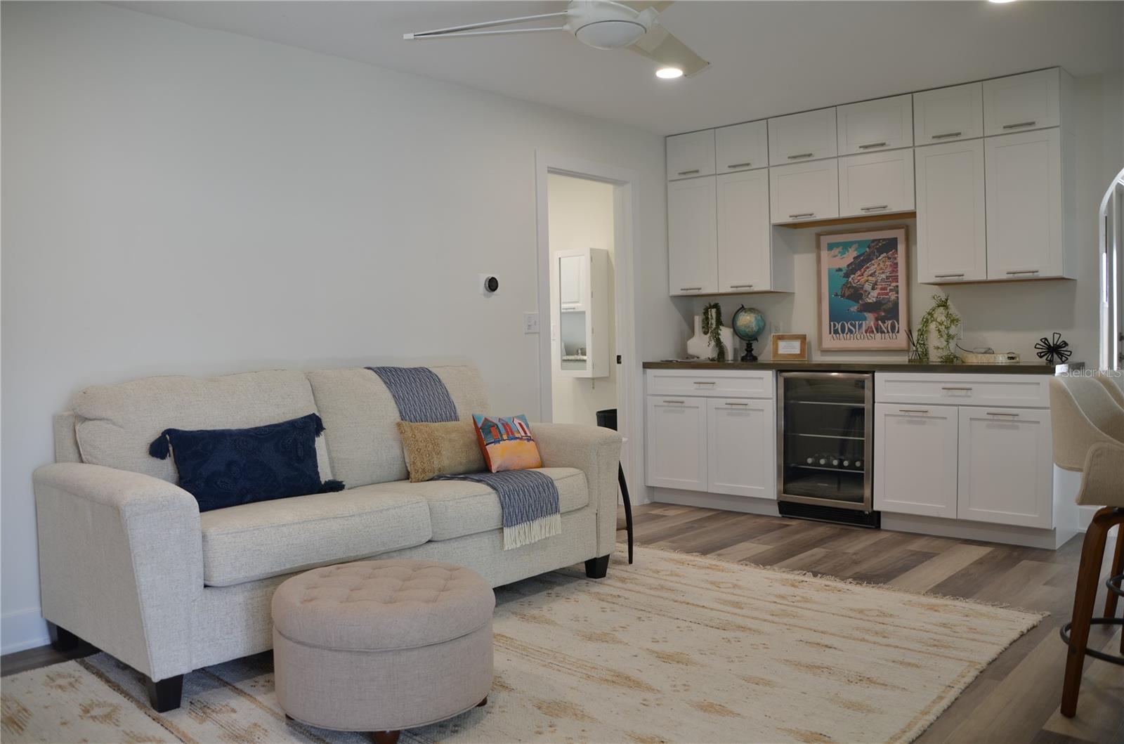 SIESTAS BAYSIDE WATERSIDE SOUTH - Residential Lease