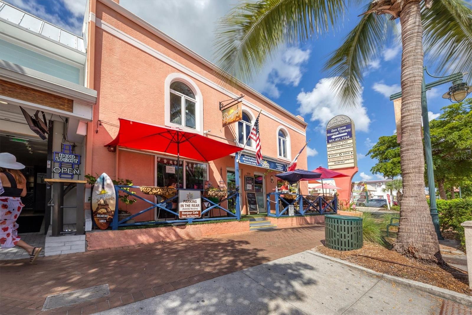 SIESTAS BAYSIDE WATERSIDE SOUTH - Residential Lease
