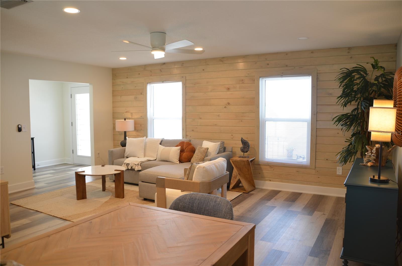 SIESTAS BAYSIDE WATERSIDE SOUTH - Residential Lease