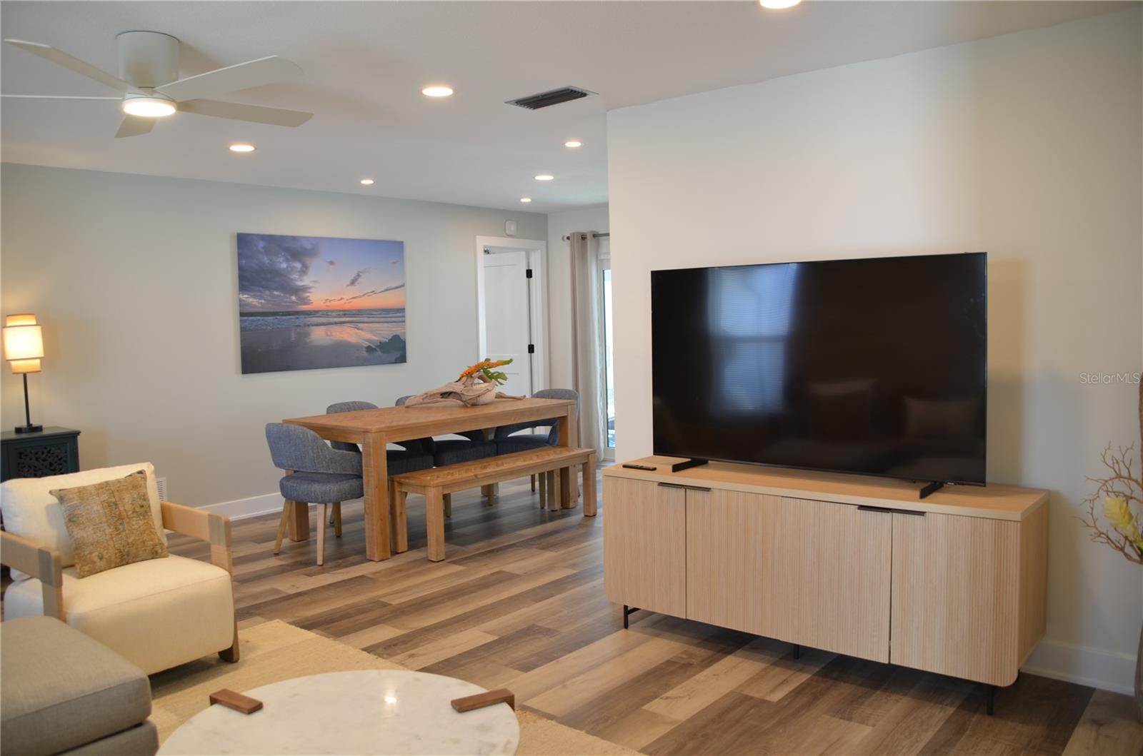 SIESTAS BAYSIDE WATERSIDE SOUTH - Residential Lease