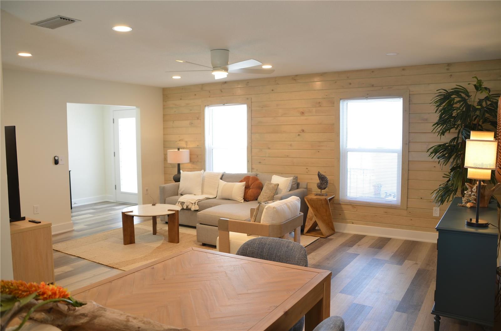 SIESTAS BAYSIDE WATERSIDE SOUTH - Residential Lease