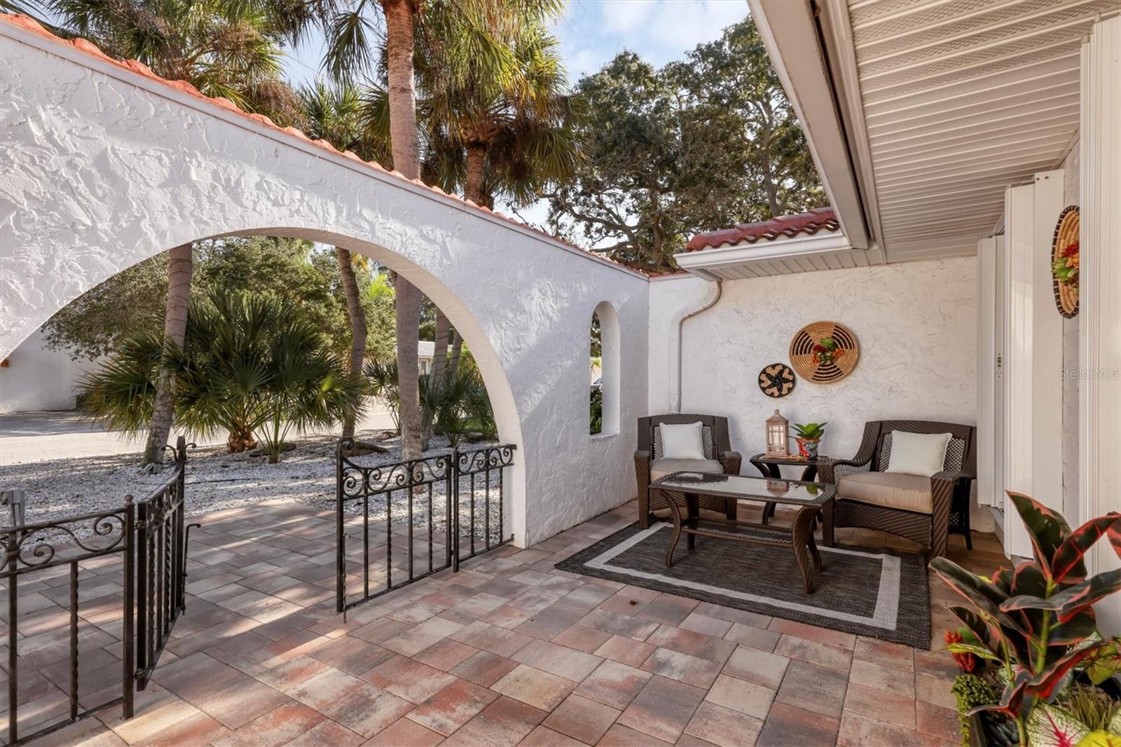 SIESTAS BAYSIDE WATERSIDE SOUTH - Residential Lease